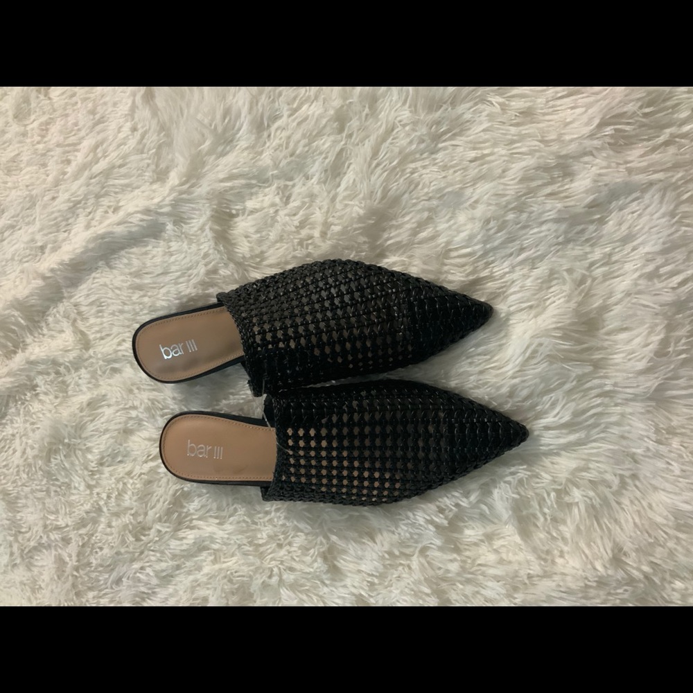 Fishneted shoe - Picture 5 of 5